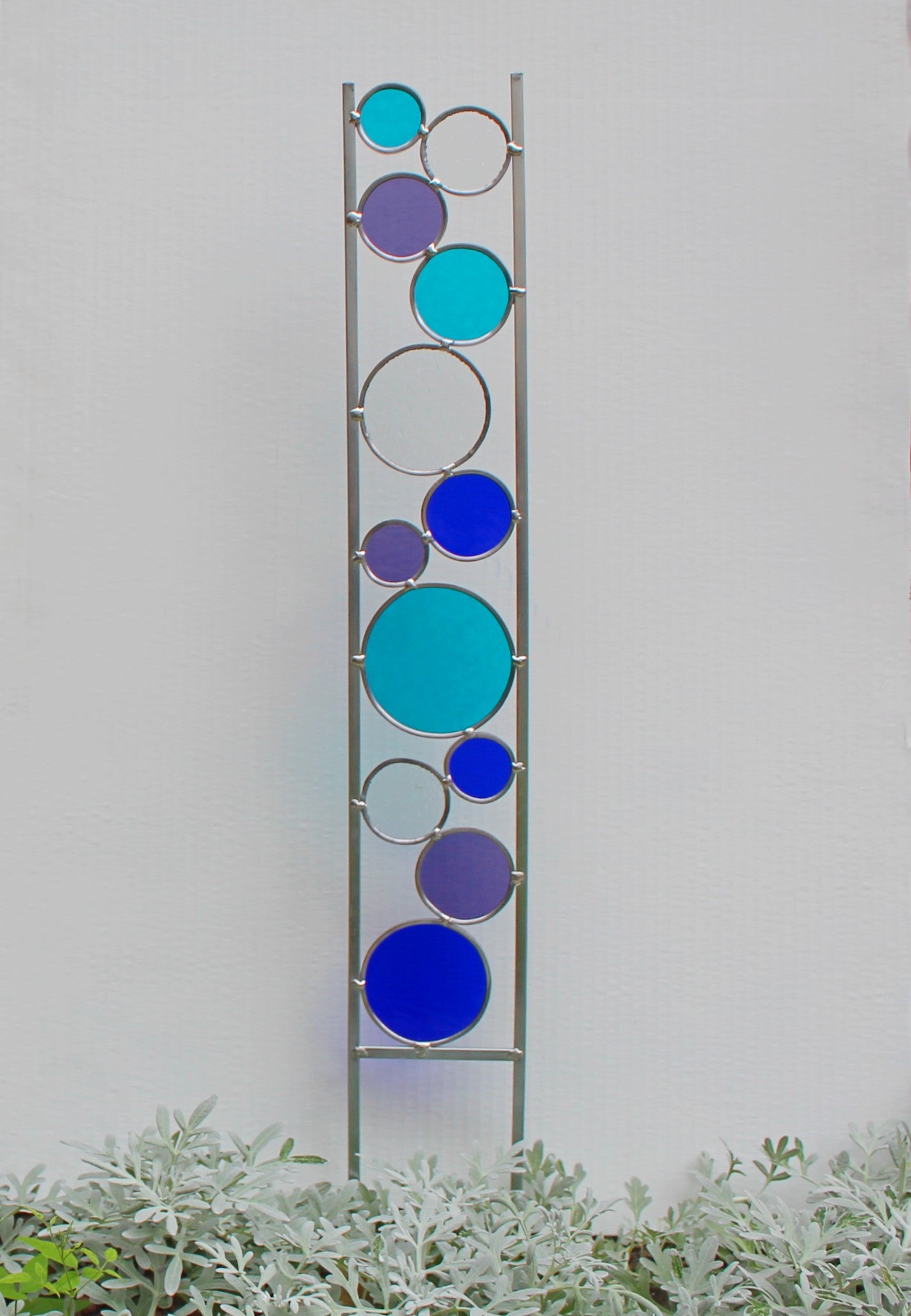 Glass Circle Garden Art Stake. Unique colorful yard décor. Peacock, Purple, Blue.